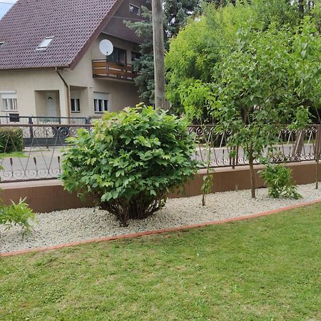 Apartman Anikó Vendégház Harkány Kültér fotó