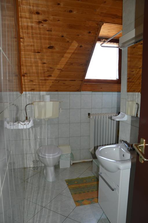 Apartman Anikó Vendégház Harkány Kültér fotó